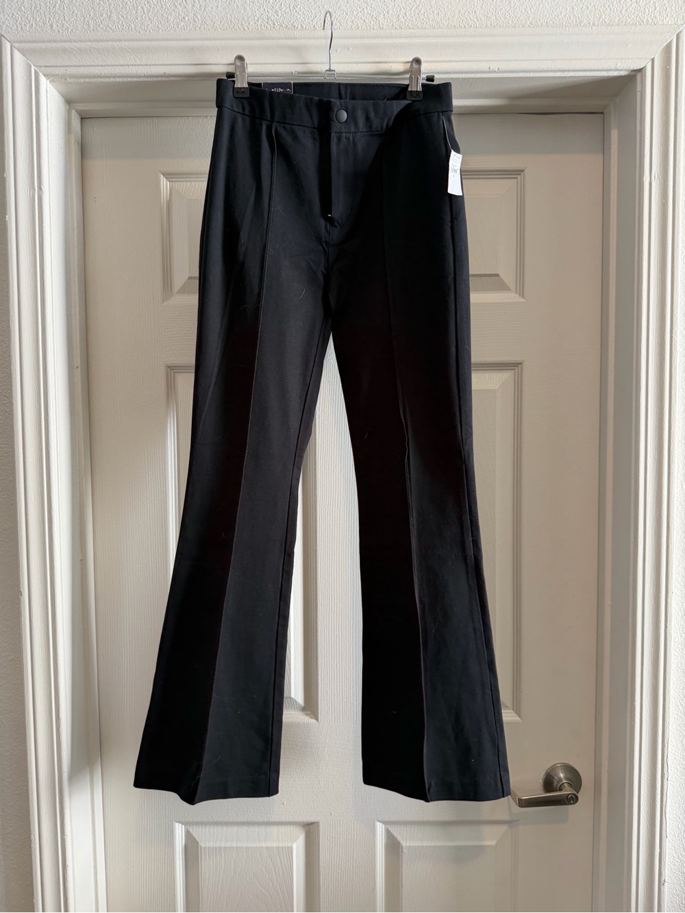 NWT GAP Black Flare Pants Size 4 Minimalist Stretch Trousers